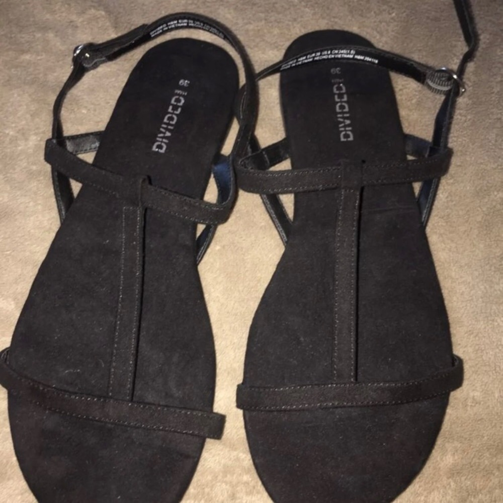 Sandles/New without tag